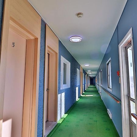 Bestliving Motel Washago Luaran gambar